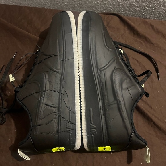 Nike Black Sneakers with Leather Upper a Midsole Air Force 1 Experimental Glow - Picture 1 of 7